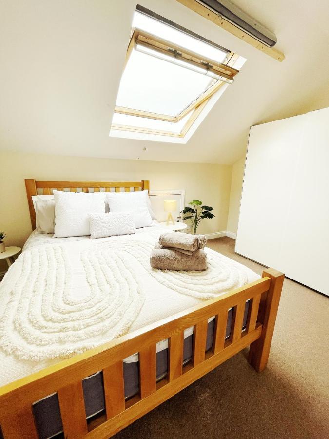 5 Bedroom, Sleeps 9 - Base To Explore Liverpool And Beyond Exterior photo